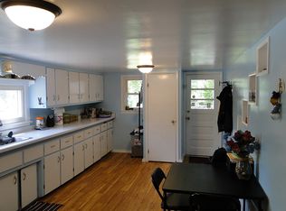 832 Ellis Ave, Baraboo, WI 53913