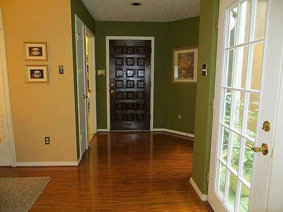 Entry way