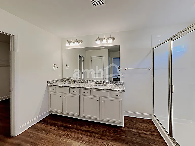 1130 Bentley Park Dr — Photo 18