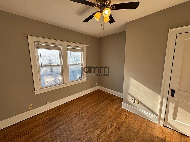 2121 Wyandotte Ave #2123 — Photo 10