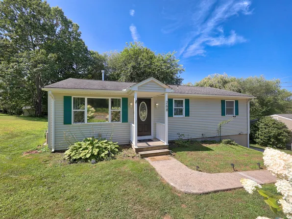 268 Sunnyside Avenue, Watertown, CT 06779