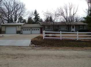 361 Johnson Rd, Manhattan, KS 66502