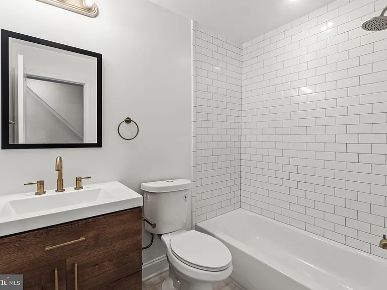 1008 Boyd St — Photo 15