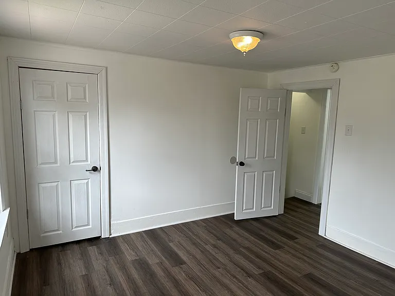 551 Jefferson St — Photo 4
