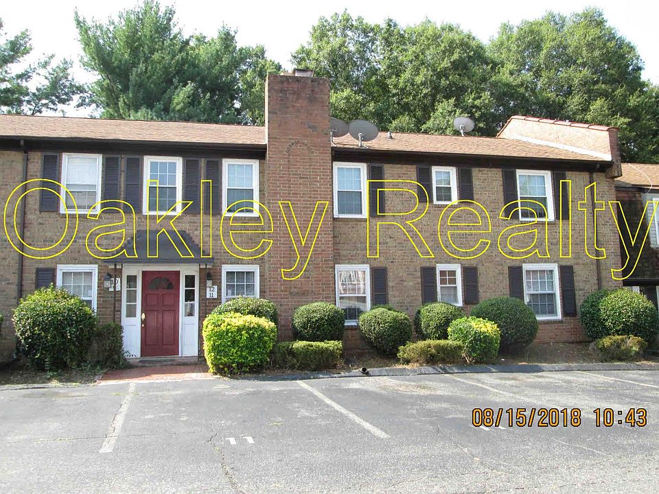 2nd image of 921 Nottingham Dr APT 11