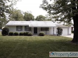 9011 Whippoorwill Rd, Louisville, KY 40229