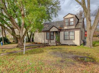3918 Kennon St, Houston, TX 77009
