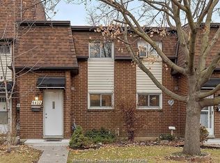 6432 Thornberry Cres #422, Windsor, ON