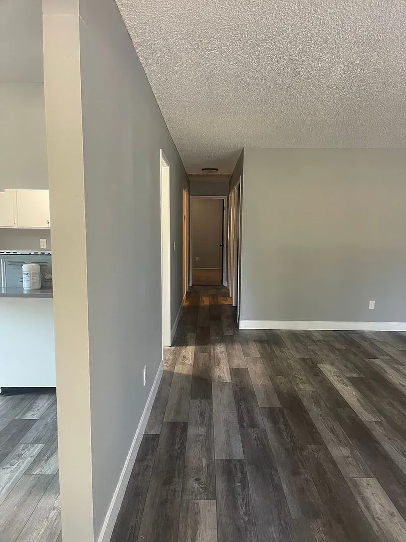 3 Bed 2 Bath House Is Shasta Lake — Photo 1