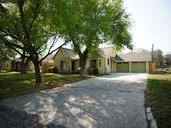 2nd image of 268 Lovera Blvd