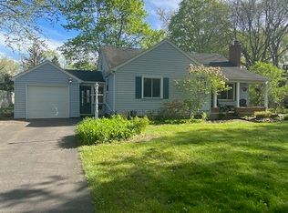 223 Winfield Rd, Rochester, NY 14622