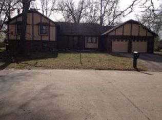 1406 Bitner Ter, Pittsburg, KS 66762