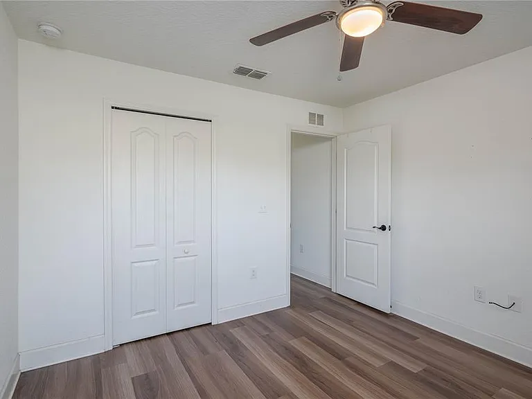 343 Dinner Lake Ct — Photo 17