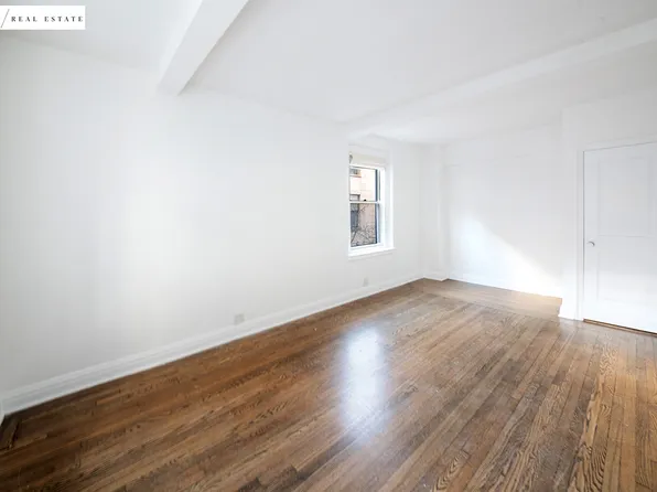 315 East 68th Street image 9 of 12