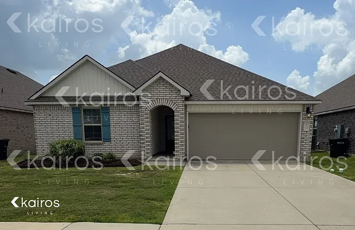 118 Santiago Ct — Photo 1