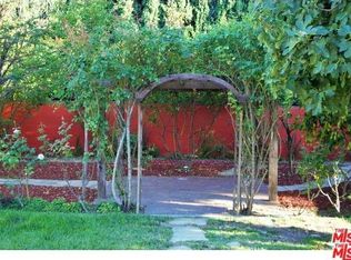 14258 Emelita St, Van Nuys, CA 91401