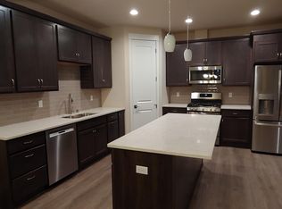 7931 Gate Creek Dr, Anchorage, AK 99502
