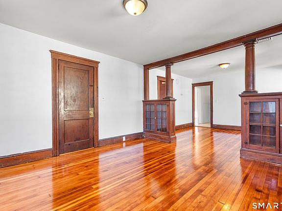5th image of 265 Riverside Avenue