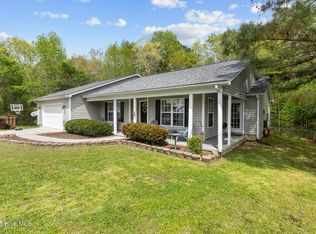 441 Boysenberry Ln, Hubert, NC 28539