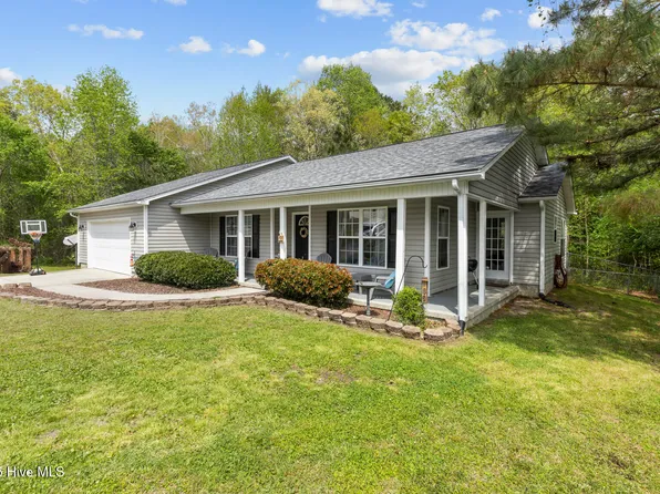 441 Boysenberry Lane, Hubert, NC 28539