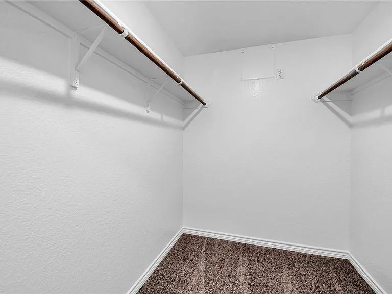121 Maybelline Rd — Photo 13