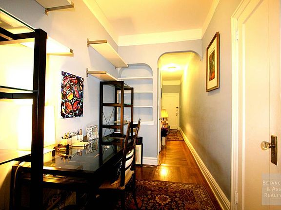 3rd image of 78 8th Ave APT 2B