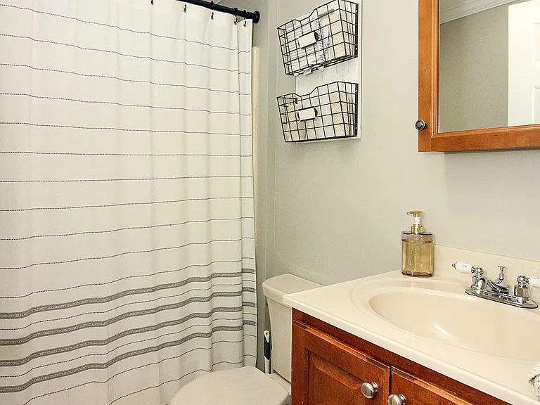 15 Garfield Ave #102 — Photo 11