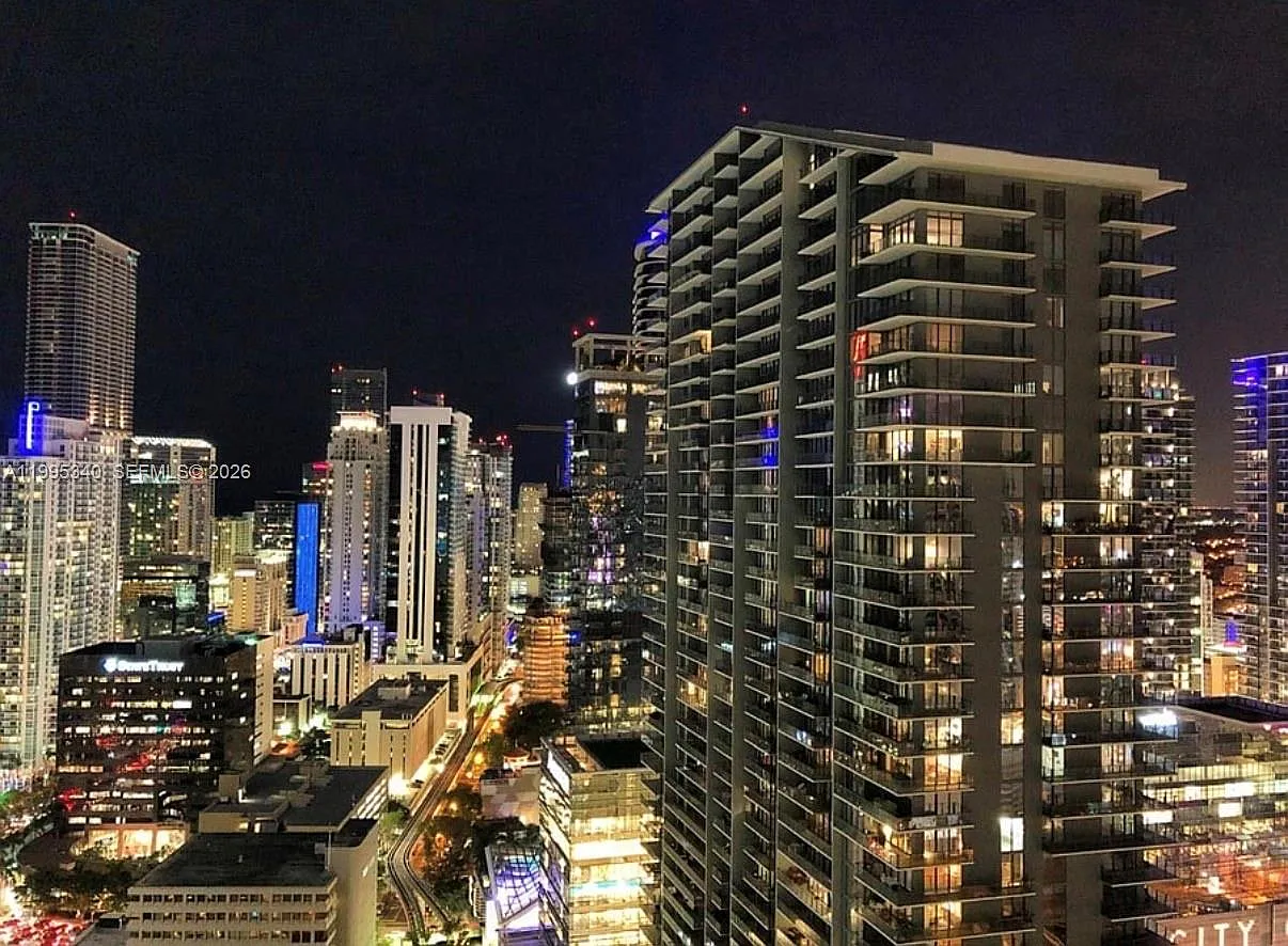Brickell On The River N T — Photo 1