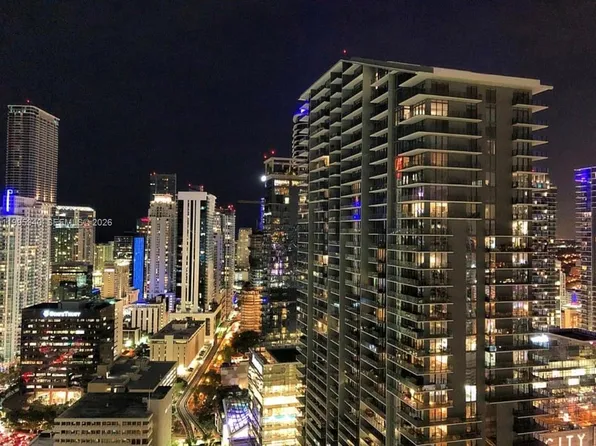 31 SE 5th St, Miami, FL