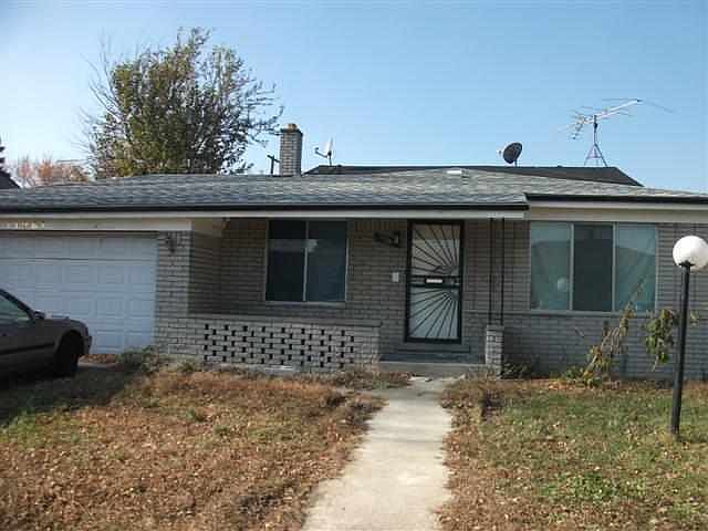 1st image of 11961 Radom St