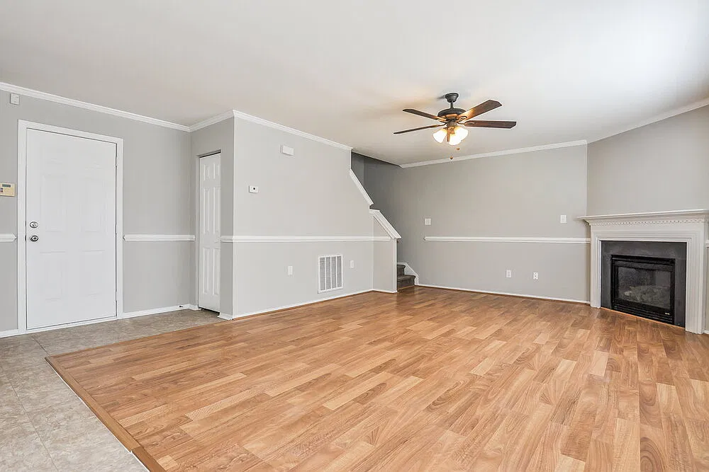 4 bed, 2.5 bath, 2724 sqft, $2,460 — Photo 2