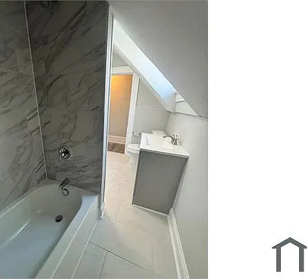 3 bed, 1232 sqft, $2,250 — Photo 3