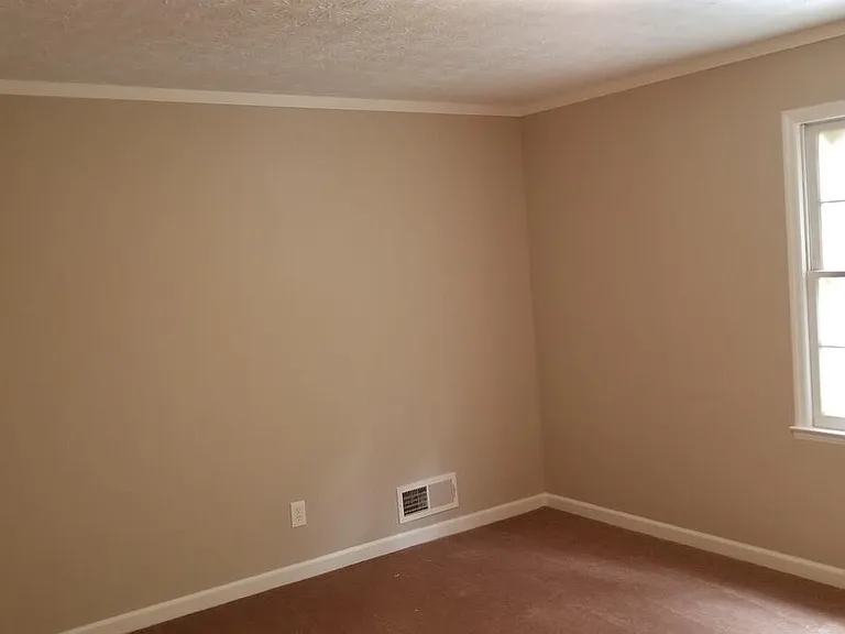 303 Cedar Creek Rd #G — Photo 6