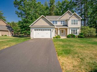 9 Wyndham Way, Ballston Spa, NY 12020