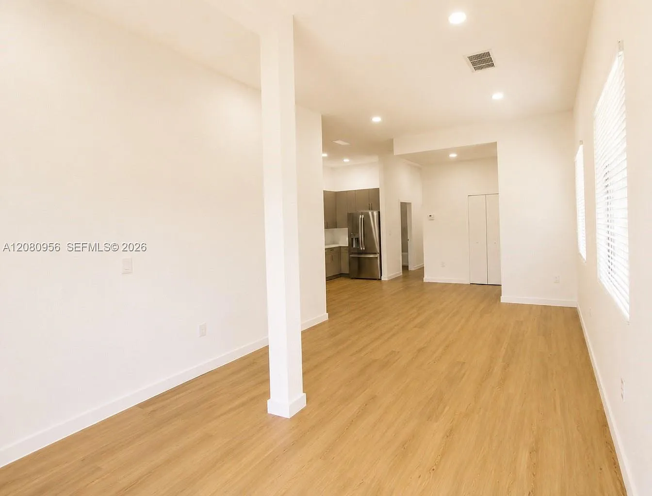 3 bed, 2.0 bath, 1370 sqft, $3,550 — Photo 3