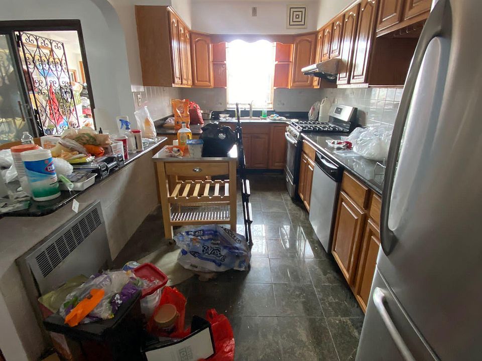1st image of 8631 25th Ave
