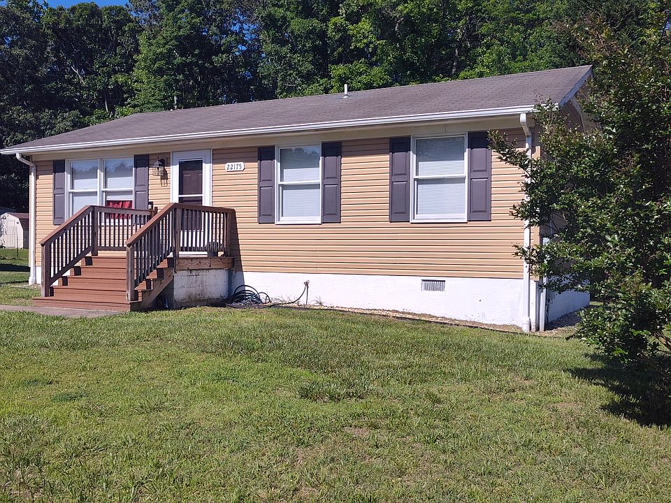 2nd image of 22175 Knight Ct