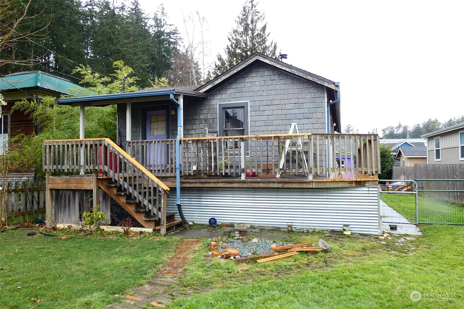 938 S 4th Street photo 1