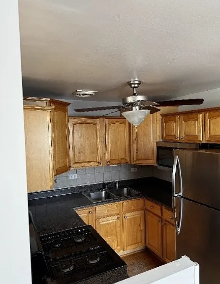 4600 N Cumberland Ave #613 — Photo 18