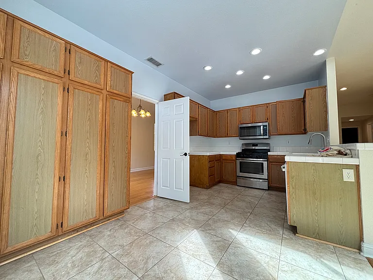2160 Paseo Grande — Photo 5