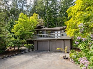 887 Shoshone Dr, La Conner, WA