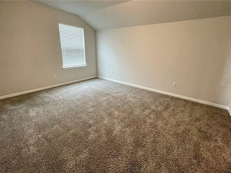 314 Dipprey Ln — Photo 13
