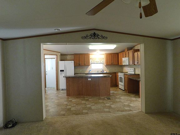 4th image of 1205 County Road 4504