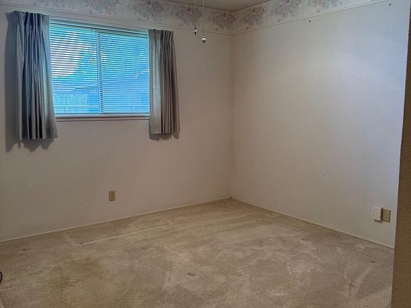 5th image of 1004 S 21st St