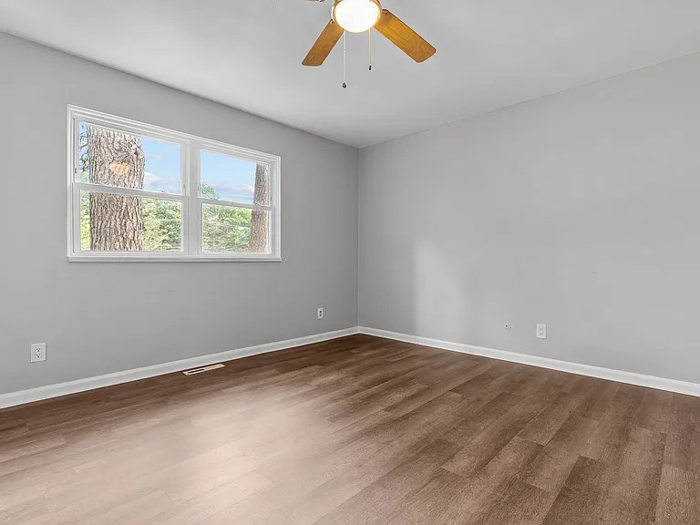 2404 Arkansas Ave #B — Photo 17