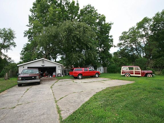 4th image of 2306 W Wilden Ave