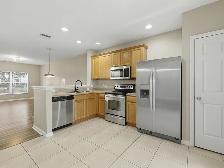 4482 SW 49th Ave — Photo 9