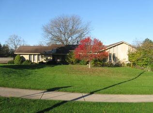 1704 Country View Dr, Okemos, MI 48864