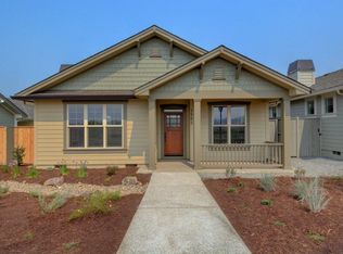 3865 Shamrock Dr, Medford, OR