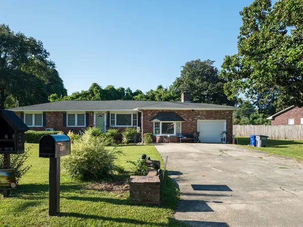 6309 Lucille Dr, Charleston, SC 29406